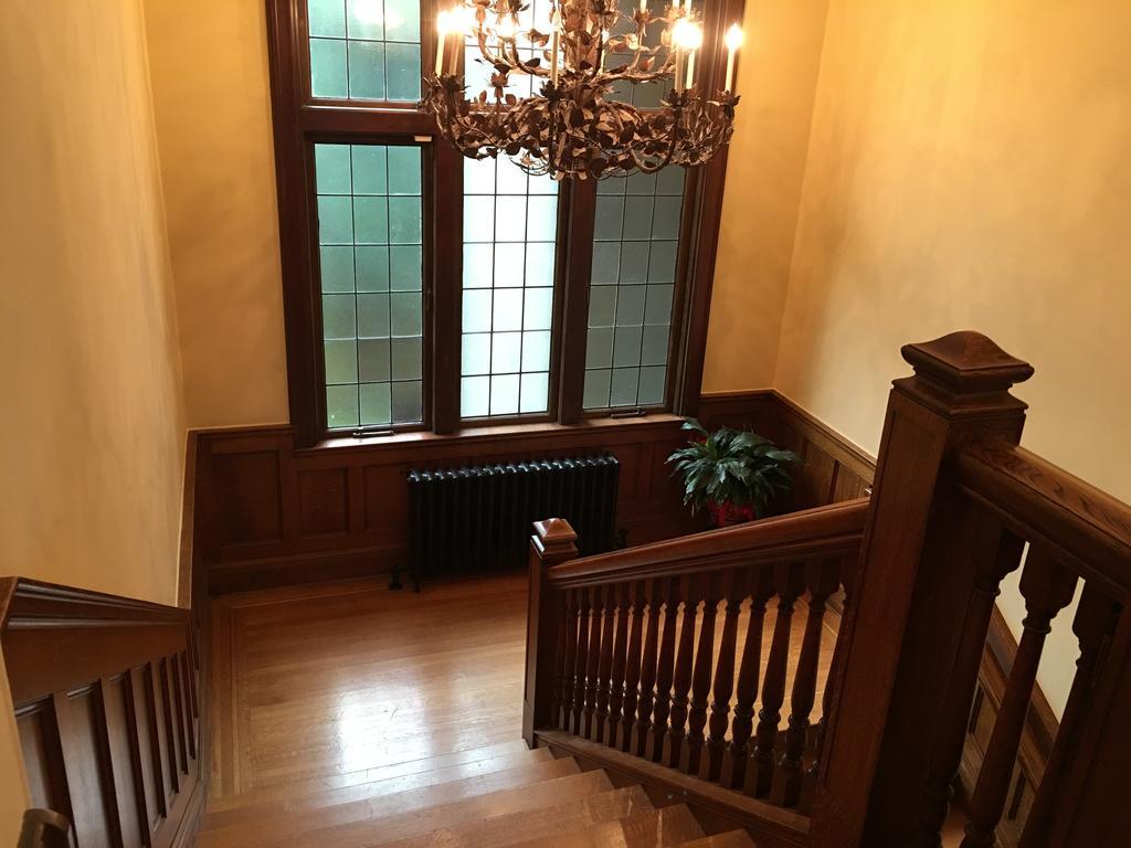 ホテルAngus House バンクーバー エクステリア 写真